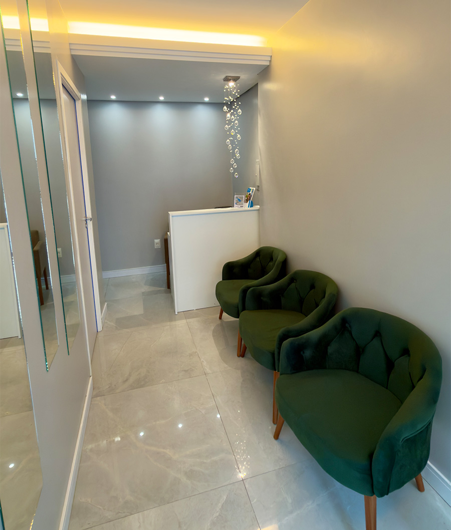 Recepção da clínica Fernanda Frizzo Odontologia em Camboriú